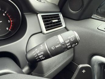 LAND ROVER DISCOVERY SPORT 2.0 SD4 HSE Luxury SUV 5dr Diesel Auto 4WD Euro 6 (s/s) (240 ps)