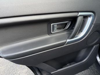 LAND ROVER DISCOVERY SPORT 2.0 SD4 HSE Luxury SUV 5dr Diesel Auto 4WD Euro 6 (s/s) (240 ps)