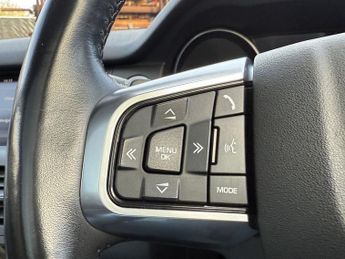 LAND ROVER DISCOVERY SPORT 2.0 SD4 HSE Luxury SUV 5dr Diesel Auto 4WD Euro 6 (s/s) (240 ps)