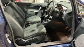 FORD FIESTA 1.25 Zetec Hatchback 3dr Petrol Manual (129 g/km, 81 bhp)