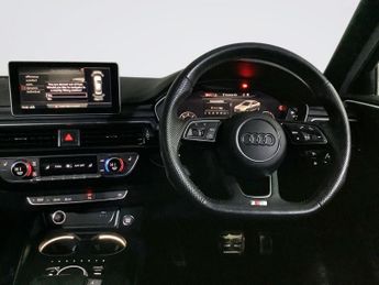 AUDI A4 2.0 TDI 40 Black Edition Saloon 4dr Diesel S Tronic Euro 6 (s/s)