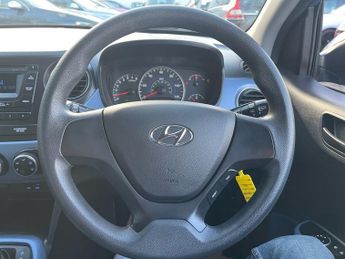 HYUNDAI I10 1.2 SE Hatchback 5dr Petrol Auto Euro 6 (87 ps)