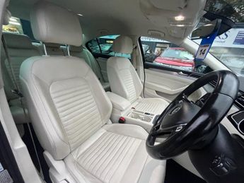 VOLKSWAGEN PASSAT 1.4 TSI GTE Saloon 4dr Petrol Plug-in Hybrid DSG Euro 6 (s/s) (2