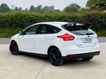 FORD FOCUS 1.0T EcoBoost Zetec Hatchback 5dr Petrol Auto Euro 6 (s/s) (125 