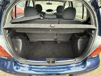 TOYOTA YARIS 1.3 VVT-i T Spirit Hatchback 5dr Petrol Automatic (150 g/km, 85 