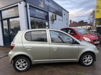 TOYOTA YARIS 1.3 VVT-i 16v CDX Hatchback 5dr Petrol Automatic (160 g/km, 85 b