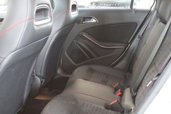 MERCEDES-BENZ A-CLASS 1.6 A160 AMG Line (Premium) Hatchback 5dr Petrol 7G-DCT Euro 6 (