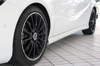 MERCEDES-BENZ A-CLASS 1.6 A160 AMG Line (Premium) Hatchback 5dr Petrol 7G-DCT Euro 6 (