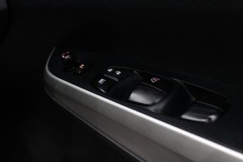 NISSAN NAVARA 2.3 dCi Off-Roader AT32 Pickup Double Cab 4dr Diesel Auto 4WD Eu