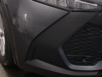 TOYOTA C-HR 1.8 VVT-h Icon SUV 5dr Petrol Hybrid CVT Euro 6 (s/s) (140 ps)