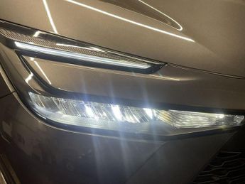 TOYOTA C-HR 1.8 VVT-h Icon SUV 5dr Petrol Hybrid CVT Euro 6 (s/s) (140 ps)