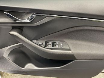 SKODA KAMIQ 1.0 TSI SE SUV 5dr Petrol DSG Euro 6 (s/s) (116 ps)