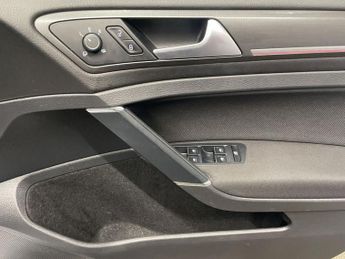 VOLKSWAGEN GOLF 2.0 TSI GPF GTI Performance Hatchback 5dr Petrol DSG Euro 6 (s/s