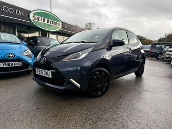 Toyota AYGO 1.0 VVT-i x-play Hatchback 5dr Petrol Manual Euro 5 Euro 5 (68 p