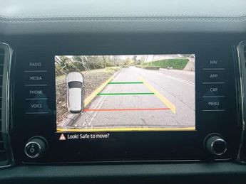 SKODA KODIAQ 1.5 TSI ACT SE L Executive SUV 5dr Petrol DSG Euro 6 (s/s) (7 Se