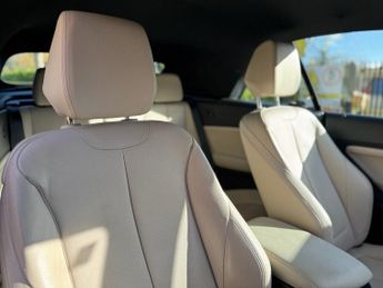 BMW 2 SERIES 2.0 218d Luxury Convertible 2dr Diesel Auto Euro 6 (s/s) (150 ps