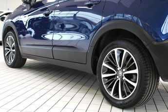 VAUXHALL CROSSLAND X 1.2 Turbo Elite Nav SUV 5dr Petrol Auto Euro 6 (s/s) (130 ps)