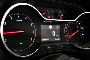 VAUXHALL CROSSLAND X 1.2 Turbo Elite Nav SUV 5dr Petrol Auto Euro 6 (s/s) (130 ps)