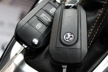 VAUXHALL CROSSLAND X 1.2 Turbo Elite Nav SUV 5dr Petrol Auto Euro 6 (s/s) (130 ps)