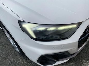 AUDI A1 1.5 TFSI 35 S line Sportback 5dr Petrol S Tronic Euro 6 (s/s) (1