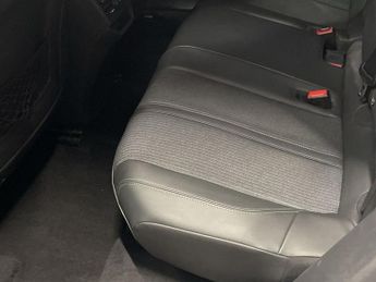 PEUGEOT 3008 1.5 BlueHDi Allure Premium SUV 5dr Diesel EAT Euro 6 (s/s) (130 