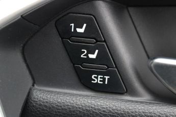 TOYOTA RAV4 2.5 VVT-h Excel SUV 5dr Petrol Hybrid CVT 4WD Euro 6 (s/s) (222 