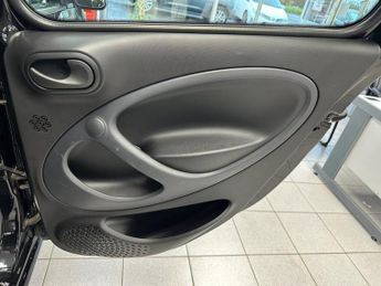 SMART FORFOUR 1.0 Pure Hatchback 5dr Petrol Manual Euro 6 (s/s) (71 ps)