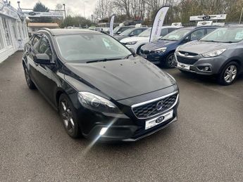 Volvo V40 2.0 D2 Lux Nav Hatchback 5dr Diesel Manual Euro 6 (s/s) (120 ps)