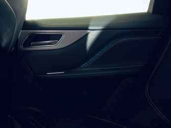 JAGUAR F-PACE 2.0 D180 R-Sport SUV 5dr Diesel Auto AWD Euro 6 (s/s) (180 ps)