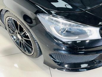 MERCEDES-BENZ CLA 2.1 CLA220d AMG Sport Shooting Brake 5dr Diesel 7G-DCT Euro 6 (s