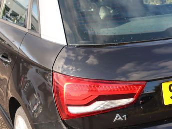 AUDI A1 1.6 TDI S line Sportback 5dr Diesel S Tronic Euro 6 (s/s) (Nav) 