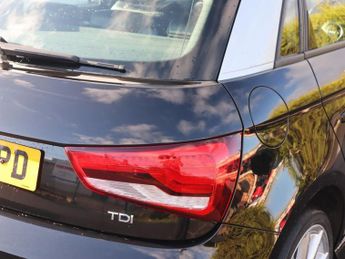 AUDI A1 1.6 TDI S line Sportback 5dr Diesel S Tronic Euro 6 (s/s) (Nav) 
