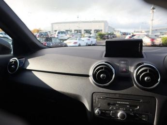 AUDI A1 1.6 TDI S line Sportback 5dr Diesel S Tronic Euro 6 (s/s) (Nav) 