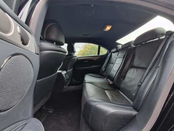 LEXUS LS 4.6 460 V8 Luxury Saloon 4dr Petrol Auto Euro 5 (388 ps)