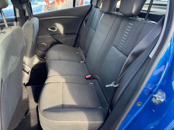 RENAULT MEGANE 1.5 dCi Expression Hatchback 5dr Diesel Manual Euro 5 (110 ps)