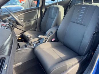 RENAULT MEGANE 1.5 dCi Expression Hatchback 5dr Diesel Manual Euro 5 (110 ps)