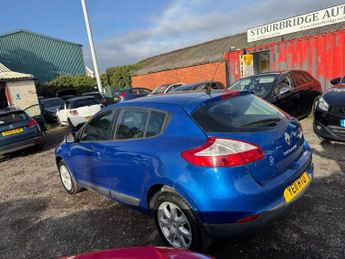 RENAULT MEGANE 1.5 dCi Expression Hatchback 5dr Diesel Manual Euro 5 (110 ps)