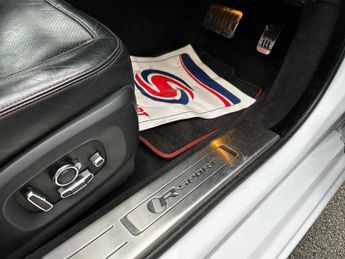 JAGUAR XJ 3.0d V6 R-Sport Saloon 4dr Diesel Auto Euro 6 (s/s) (300 ps)