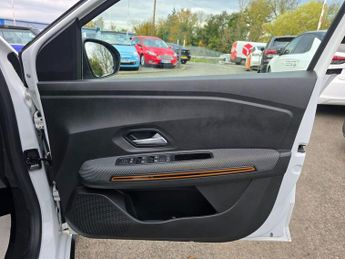 DACIA SANDERO STEPWAY 1.0 TCe Prestige Hatchback, 1 owner, Full Service History, Euro 