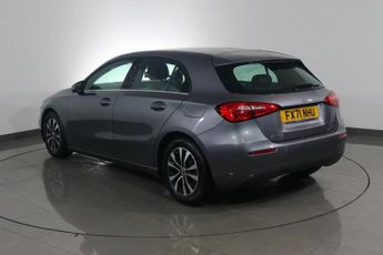 MERCEDES-BENZ A-CLASS 1.3 A180 SE Hatchback 5dr Petrol 7G-DCT Euro 6 (s/s) (136 ps)