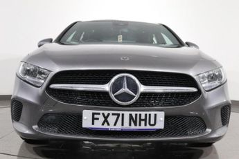 MERCEDES-BENZ A-CLASS 1.3 A180 SE Hatchback 5dr Petrol 7G-DCT Euro 6 (s/s) (136 ps)