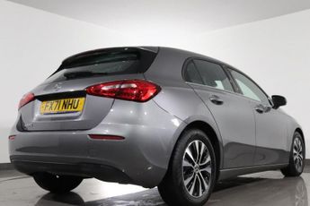 MERCEDES-BENZ A-CLASS 1.3 A180 SE Hatchback 5dr Petrol 7G-DCT Euro 6 (s/s) (136 ps)