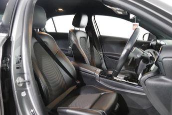 MERCEDES-BENZ A-CLASS 1.3 A180 SE Hatchback 5dr Petrol 7G-DCT Euro 6 (s/s) (136 ps)