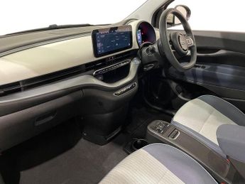FIAT 500E 42kWh Icon Hatchback 3dr Electric Auto (118 ps)