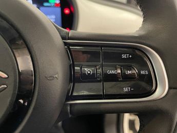 FIAT 500E 42kWh Icon Hatchback 3dr Electric Auto (118 ps)