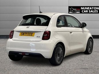 FIAT 500E 42kWh Icon Hatchback 3dr Electric Auto (118 ps)