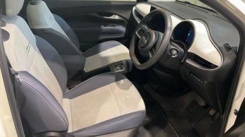 FIAT 500E 42kWh Icon Hatchback 3dr Electric Auto (118 ps)