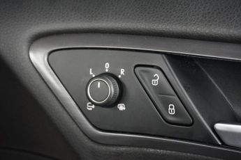 VOLKSWAGEN GOLF 1.6 TDI SE Nav Hatchback 5dr Diesel DSG Euro 6 (s/s) (115 ps)