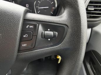 VAUXHALL VIVARO 1.5 Turbo D 2700 Sportive Panel Van 5dr Diesel Manual L1 H1 Euro