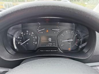 VAUXHALL VIVARO 1.5 Turbo D 2700 Sportive Panel Van 5dr Diesel Manual L1 H1 Euro